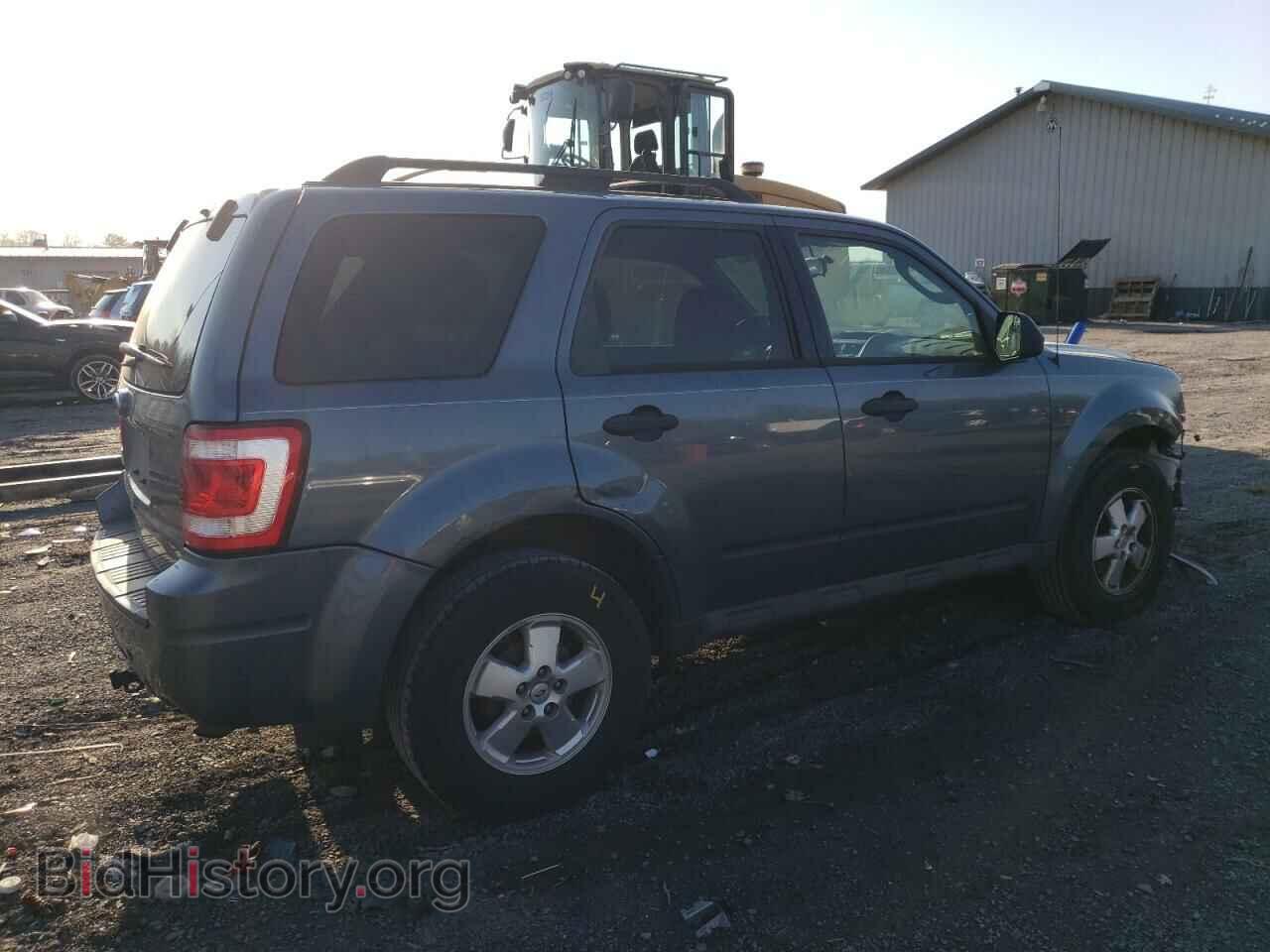 2011 FORD ESCAPE - VIN: 1FMCU9D76BKB18151 - Фото 3