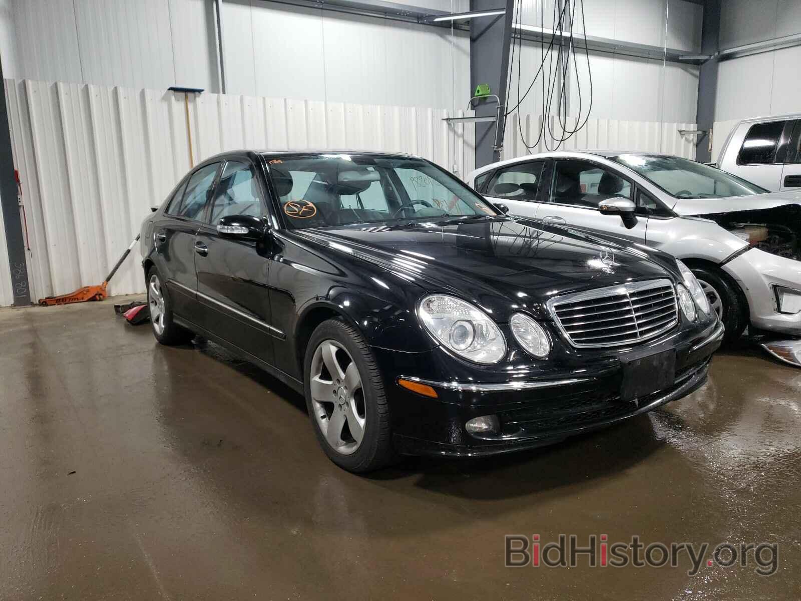 Photo WDBUF87J36X196950 - MERCEDES-BENZ E CLASS 2006