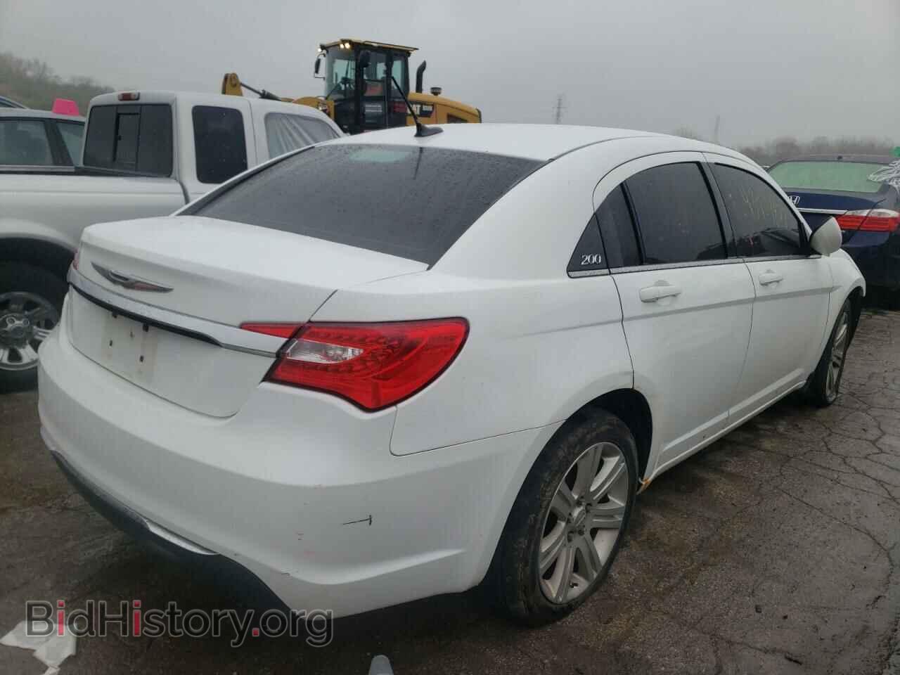2011 CHRYSLER 200 - VIN: 1C3BC1FB9BN615266 - Фото 4