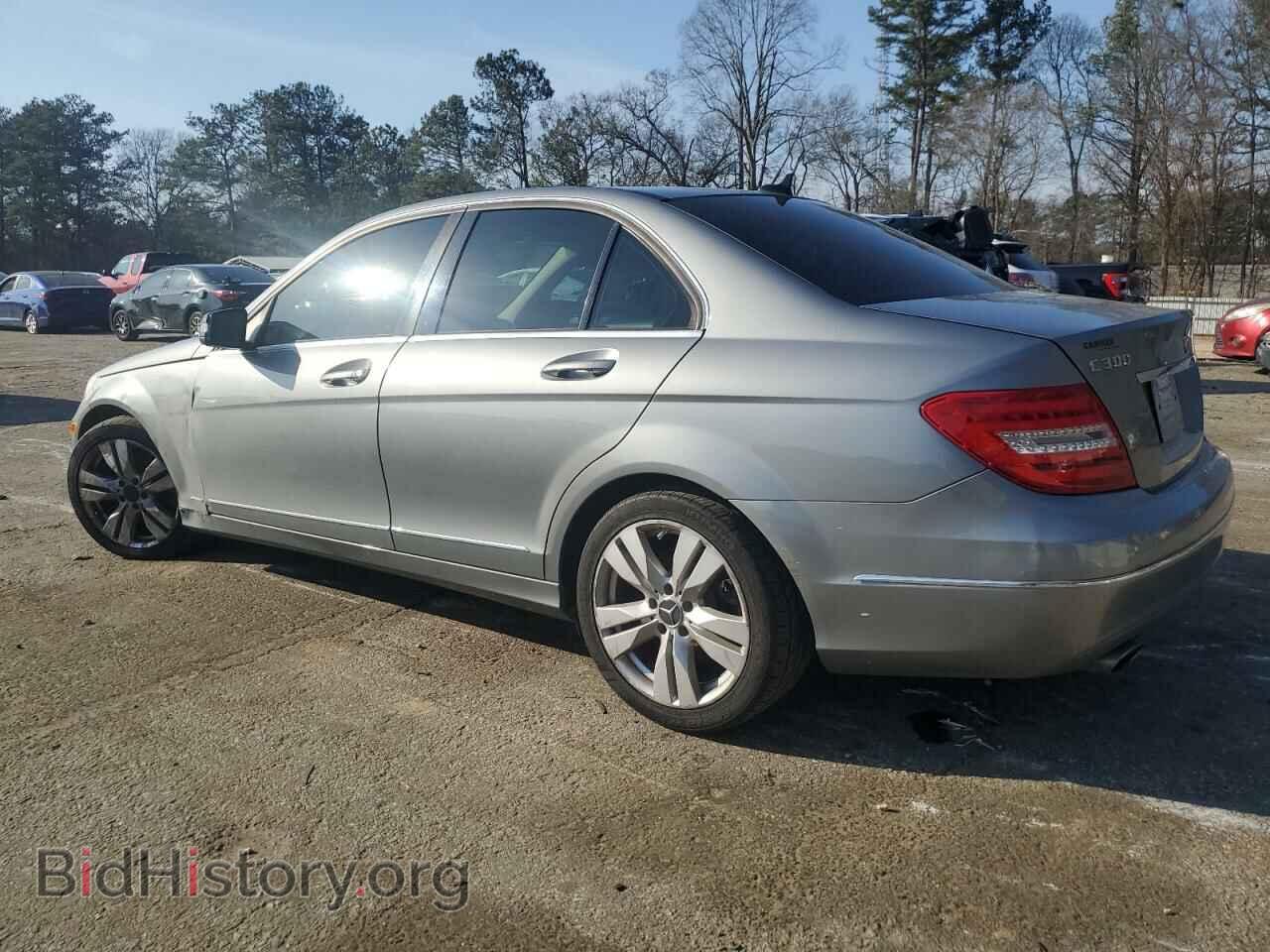 2012 MERCEDES-BENZ C-CLASS - VIN: WDDGF8BB0CA689259 - Фото 2
