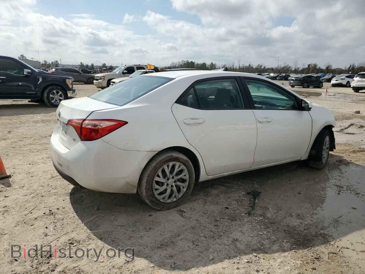 2018 TOYOTA COROLLA - VIN: 5YFBURHE9JP835913 - Фото 3