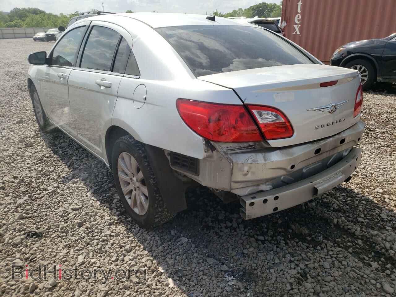2010 CHRYSLER SEBRING - VIN: 1C3CC5FB5AN229485 - Фото 3