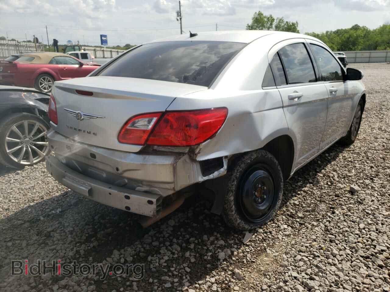 2010 CHRYSLER SEBRING - VIN: 1C3CC5FB5AN229485 - Фото 4
