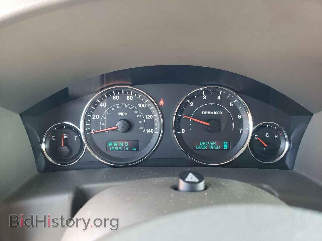 2007 JEEP COMMANDER - VIN: 1J8HH48P17C636402 - Фото 9