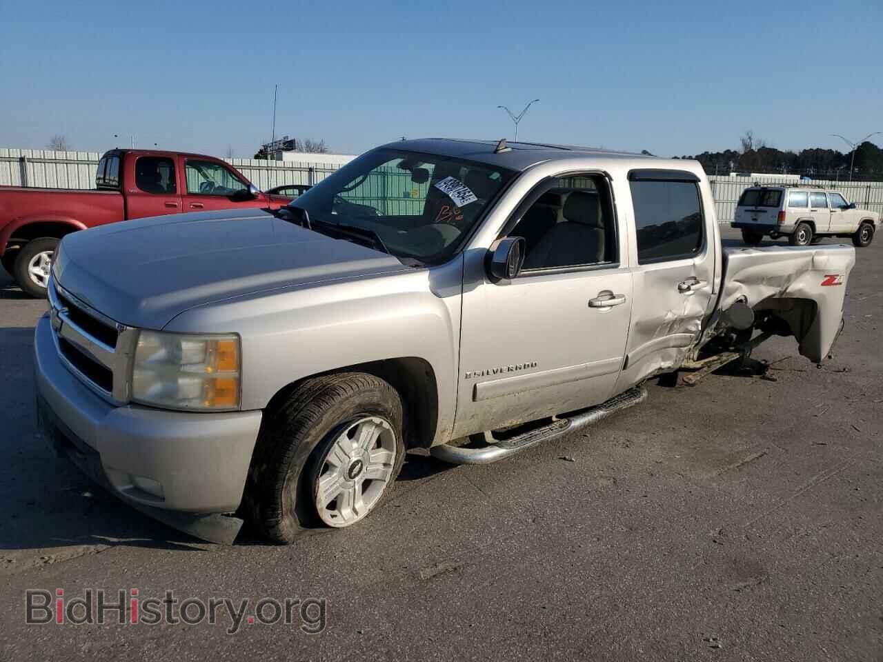 Photo 2GCEC13J071588083 - CHEVROLET ALL Models 2007