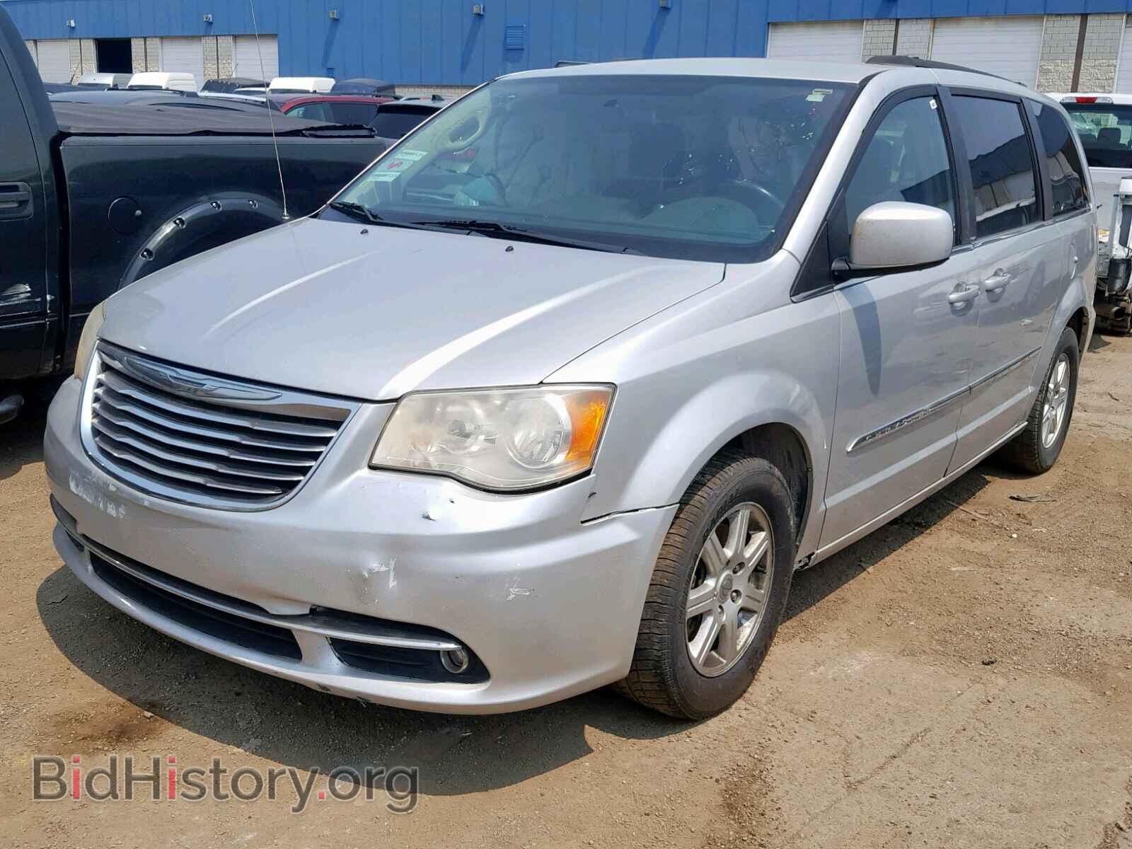 2011 CHRYSLER TOWN & COU - VIN: 2A4RR5DG9BR638185 - Фото 2