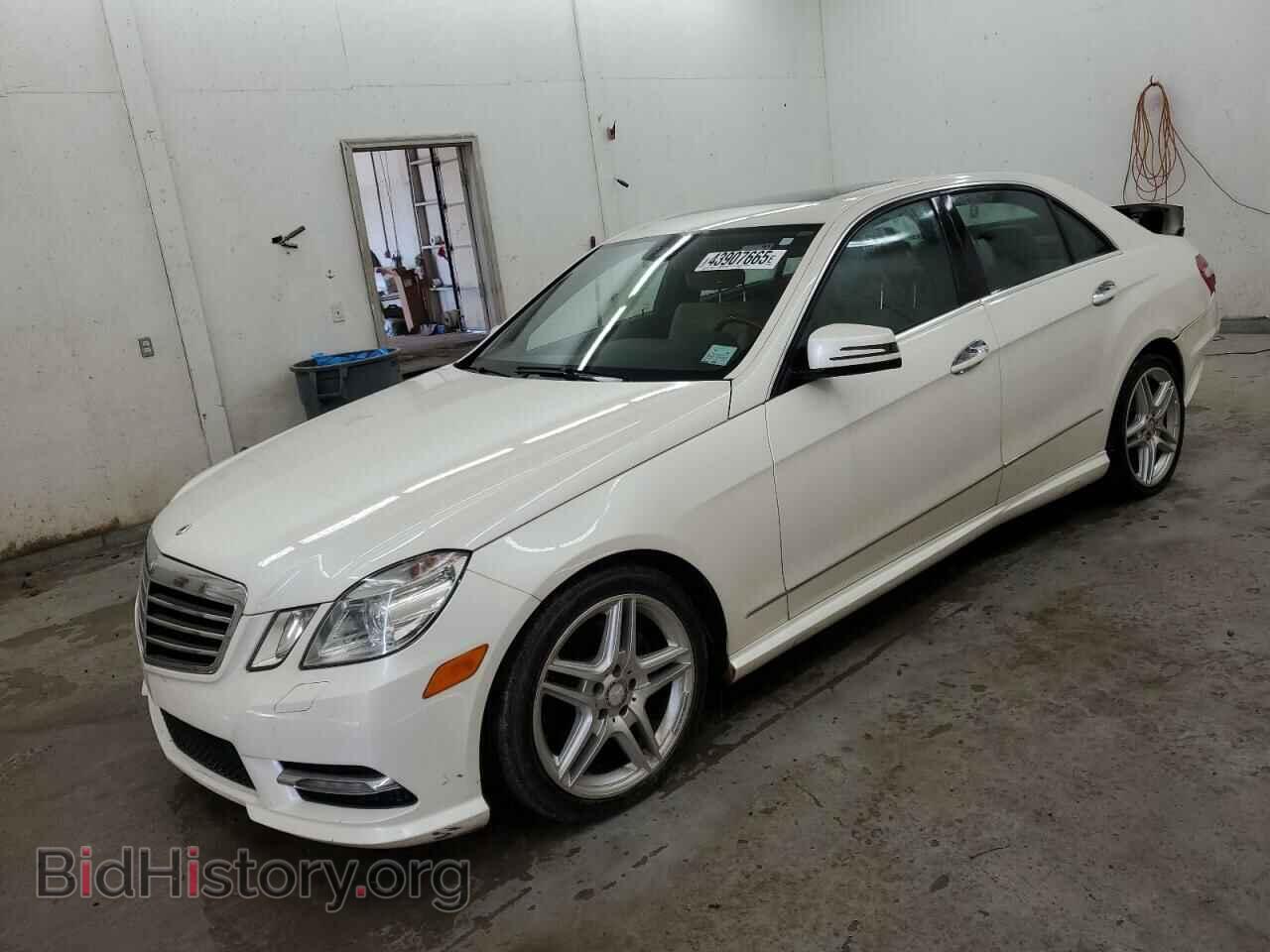 Photo WDDHF5KB5DA679296 - MERCEDES-BENZ E-CLASS 2013