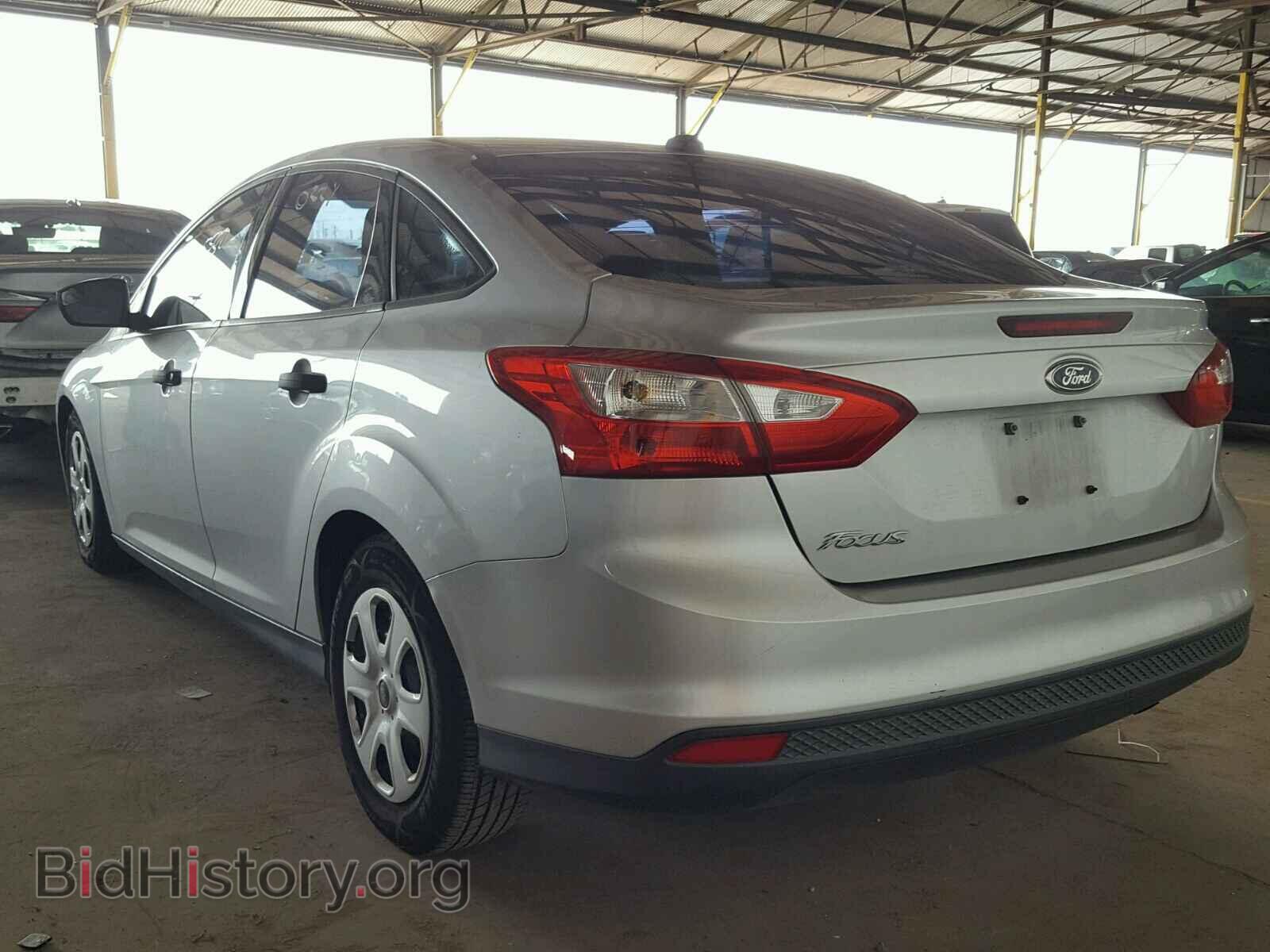 2012 Ford FOCUS (VIN 1FAHP3E21CL251192) — photo 3 of 10
