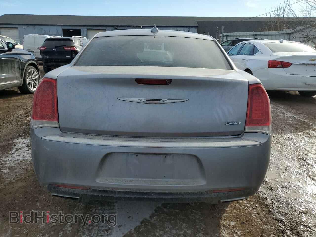 2015 CHRYSLER 300 - VIN: 2C3CCAAG0FH876100 - Фото 6