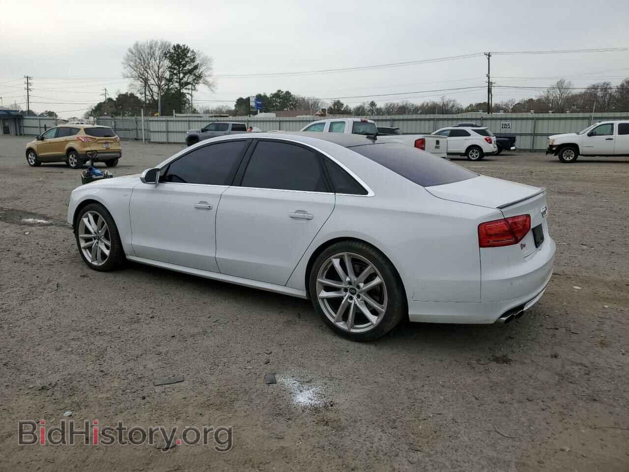 2013 AUDI S8 - VIN: WAUD2AFD2DN029131 - Photo 2