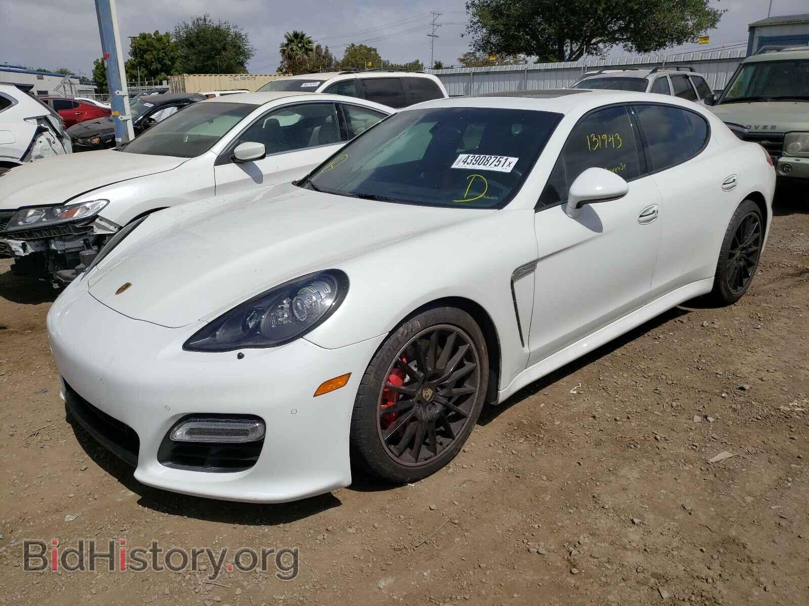 2013 PORSCHE PANAMERA - VIN: WP0AF2A77DL076572 - Фото 2