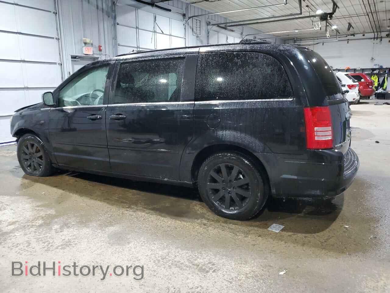 2008 CHRYSLER MINIVAN - VIN: 2A8HR54P08R671952 - Фото 2