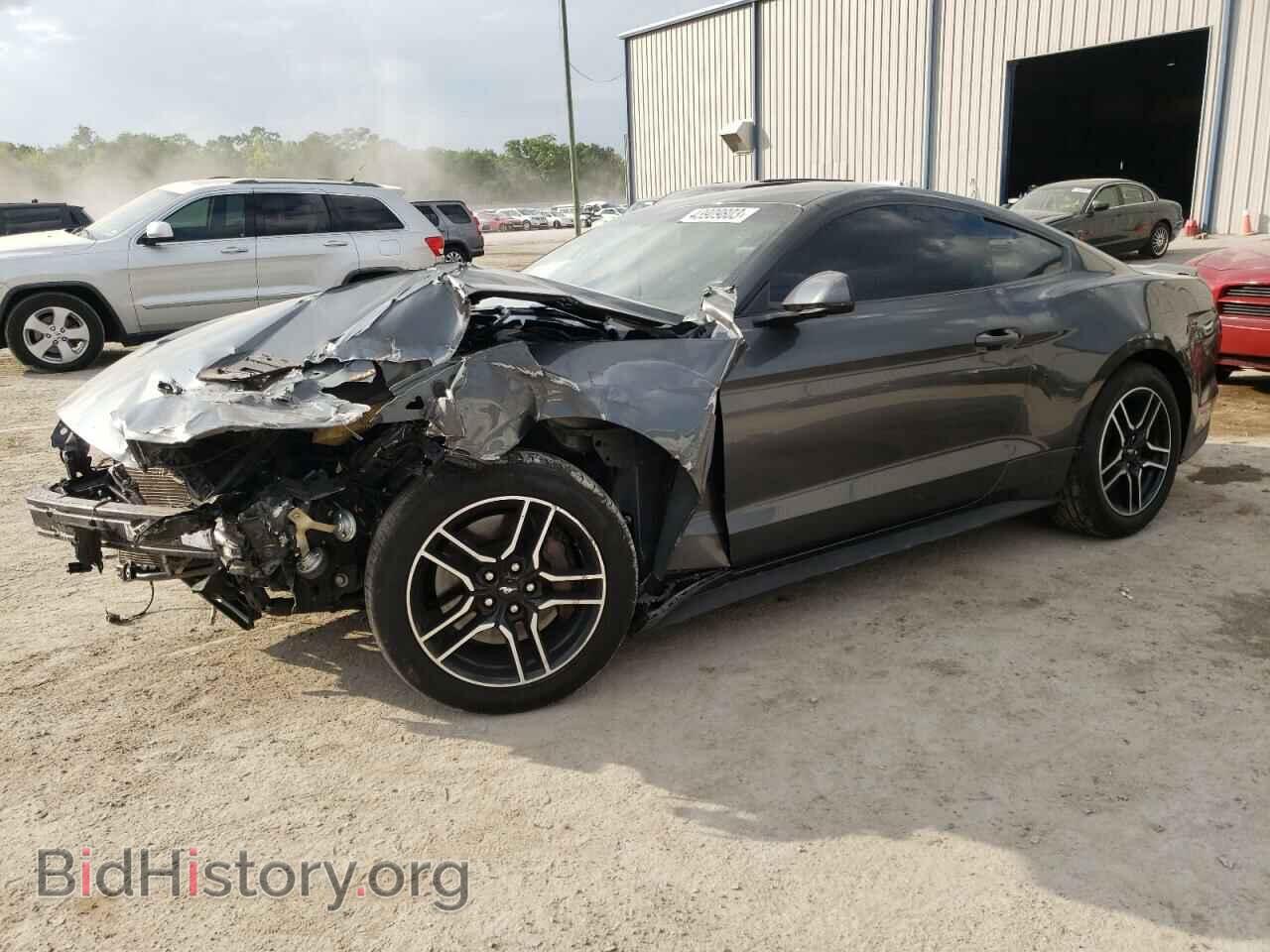 Photo 1FA6P8CF0L5111617 - FORD MUSTANG 2020