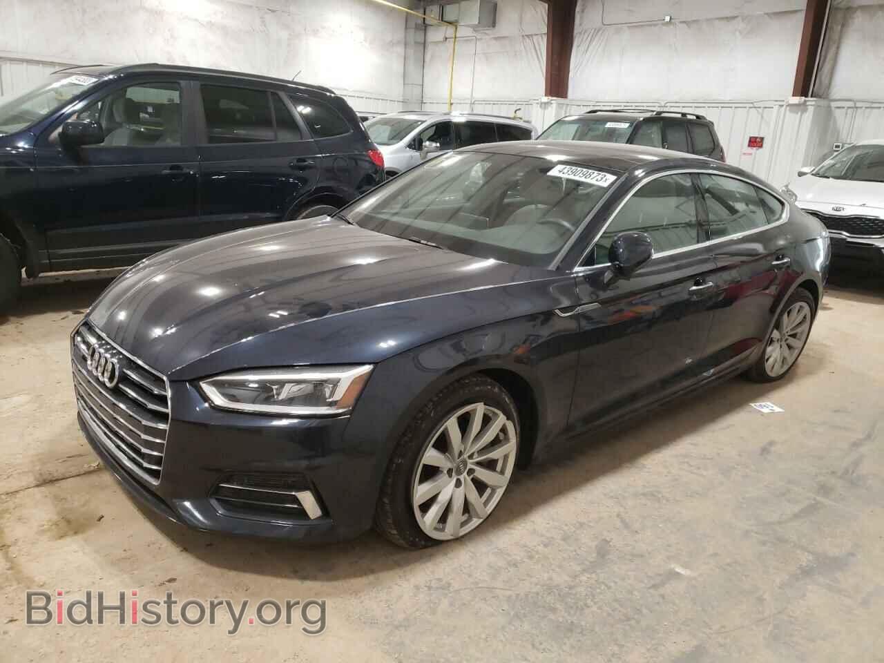 Photo WAUBNCF54JA067871 - AUDI A5 2018