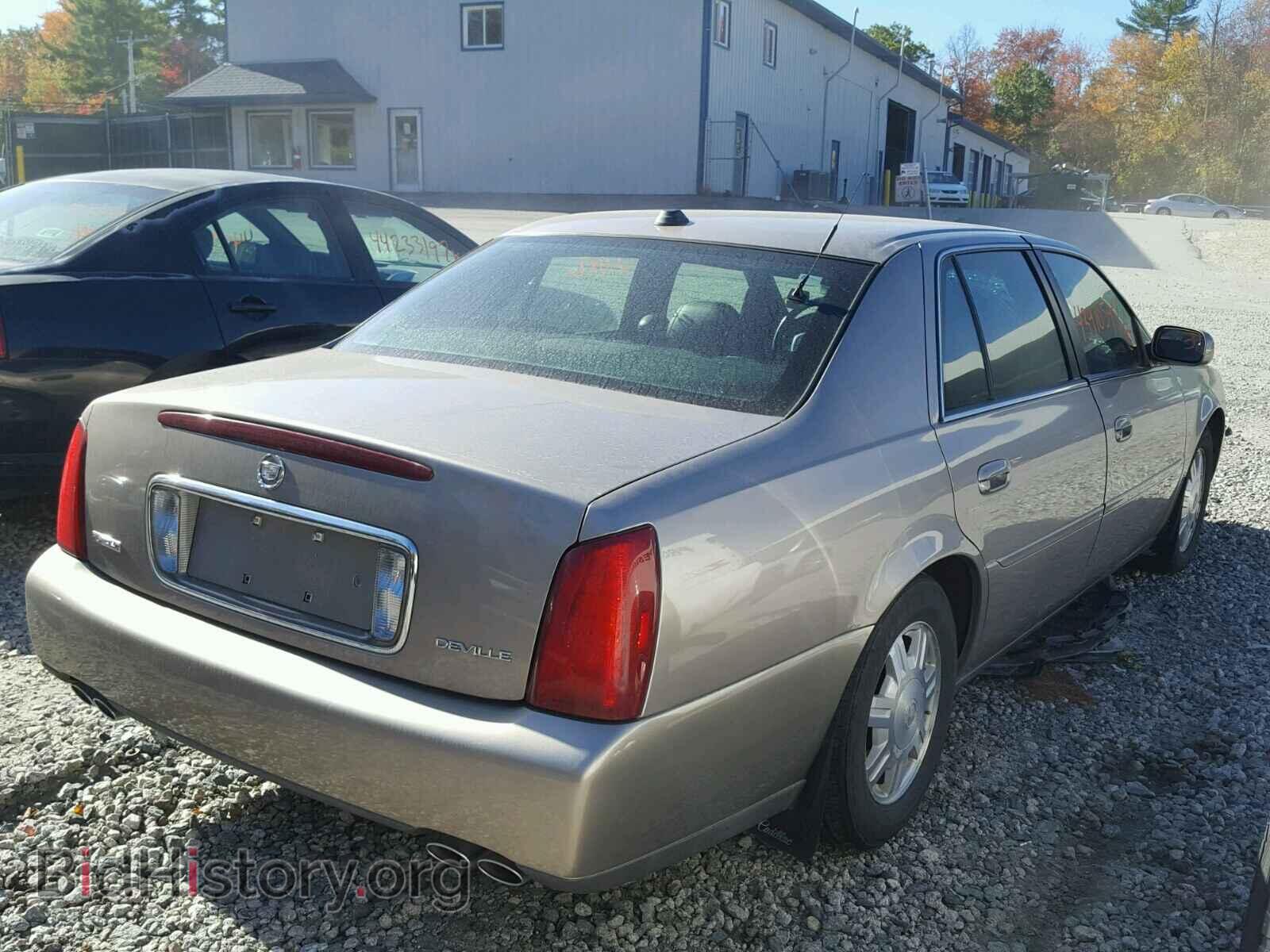 2004 CADILLAC DEVILLE - VIN: 1G6KD54Y44U130276 - Photo 4