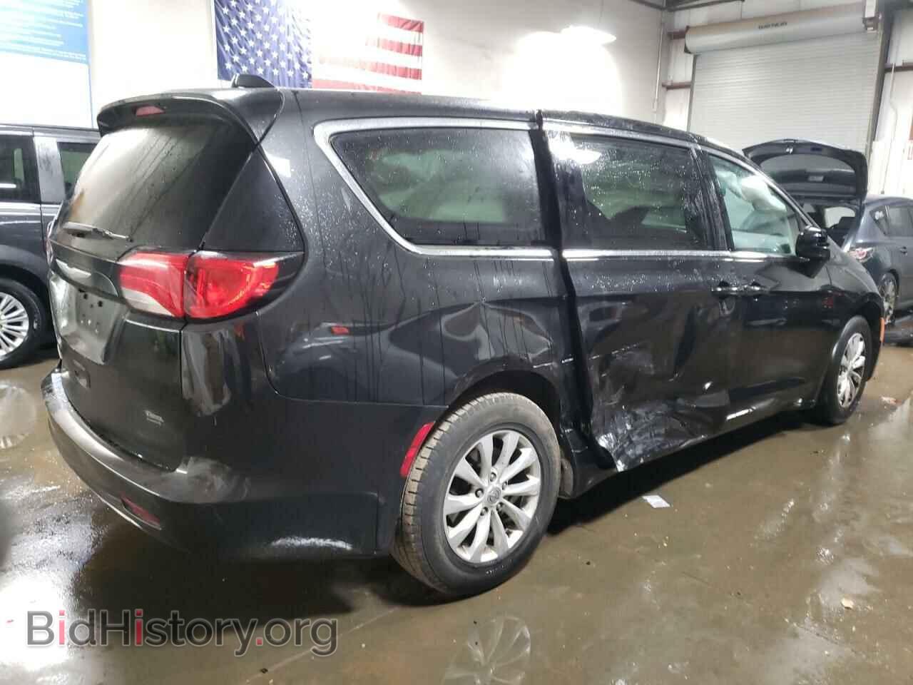 2017 CHRYSLER PACIFICA - VIN: 2C4RC1DGXHR676405 - Photo 3