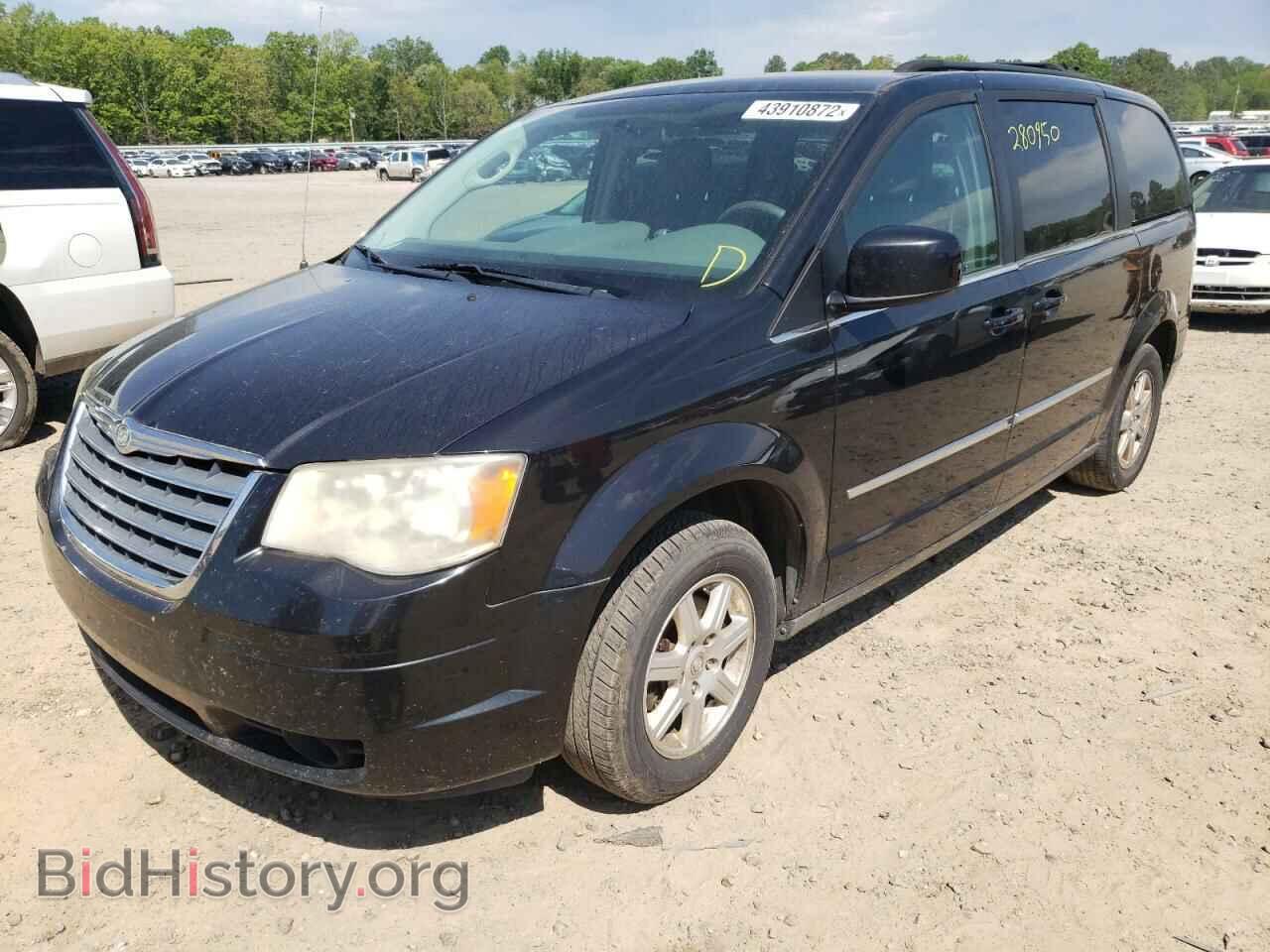 2010 CHRYSLER MINIVAN - VIN: 2A4RR5D12AR460906 - Photo 2