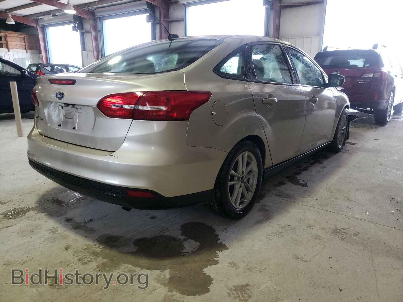 2017 FORD FOCUS - VIN: 1FADP3F23HL253823 - Photo 4