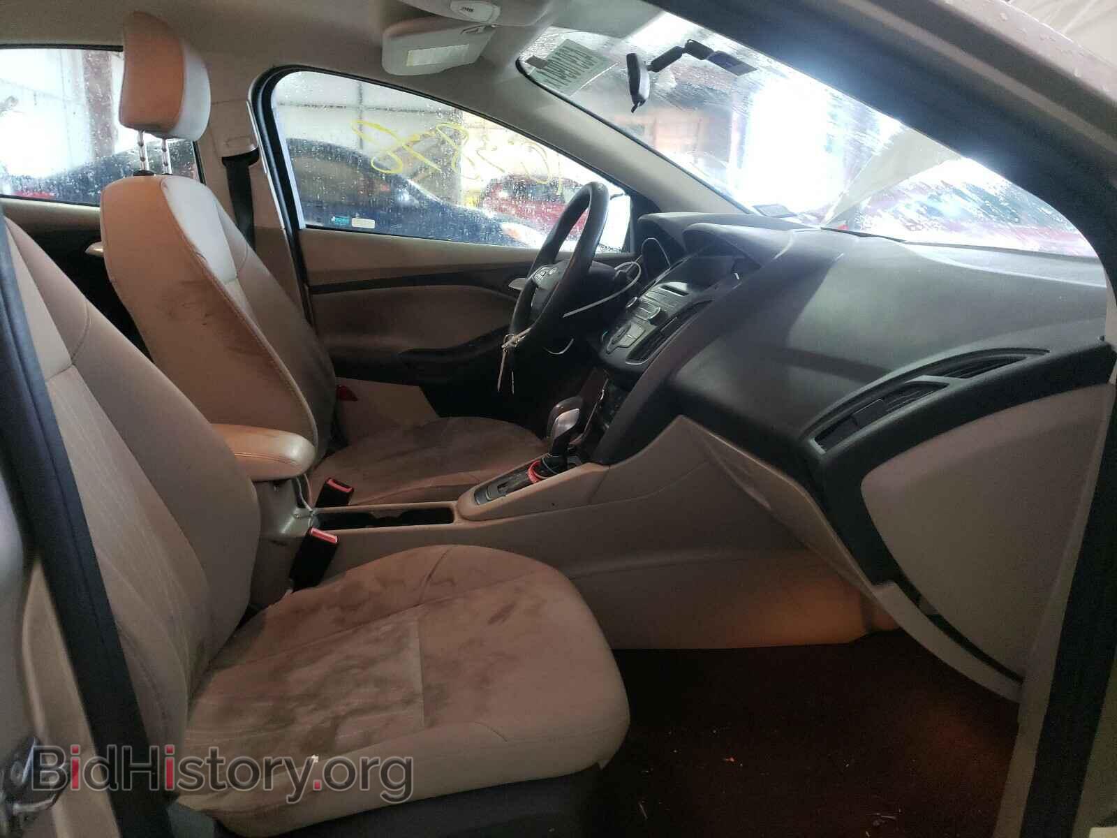 2017 FORD FOCUS - VIN: 1FADP3F23HL253823 - Photo 5
