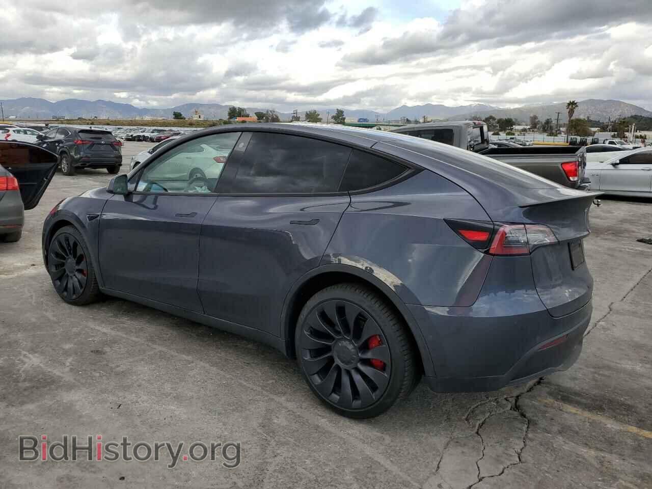 2022 TESLA MODEL Y - VIN: 7SAYGDEF0NF409484 - Фото 2