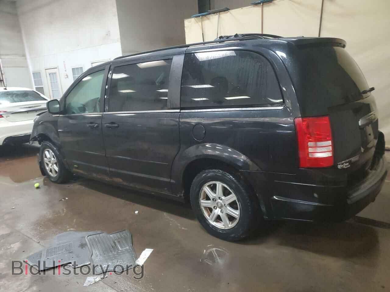 2008 CHRYSLER MINIVAN - VIN: 2A8HR54PX8R680853 - Фото 2