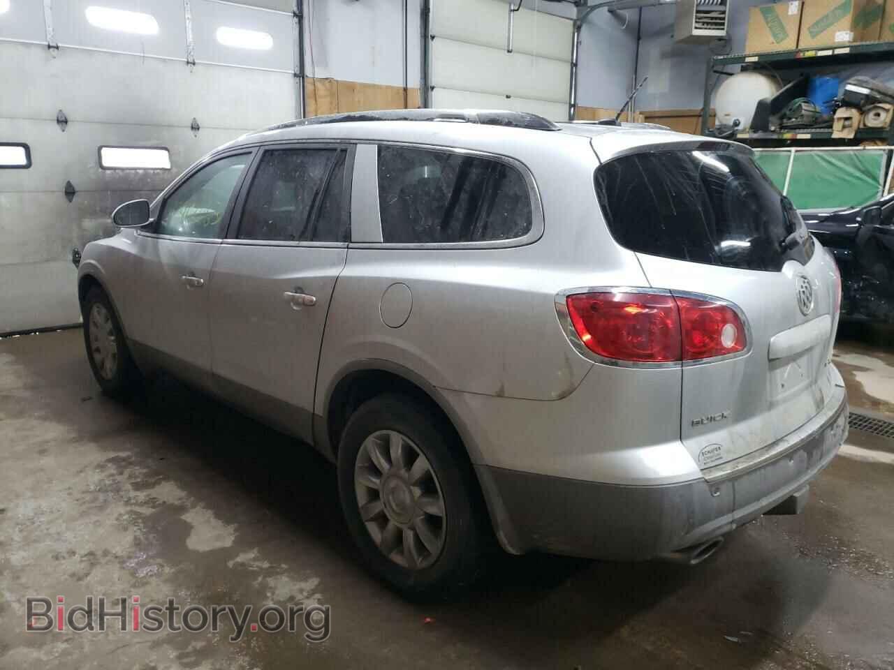 2011 BUICK ENCLAVE - VIN: 5GAKVBED9BJ185603 - Фото 2