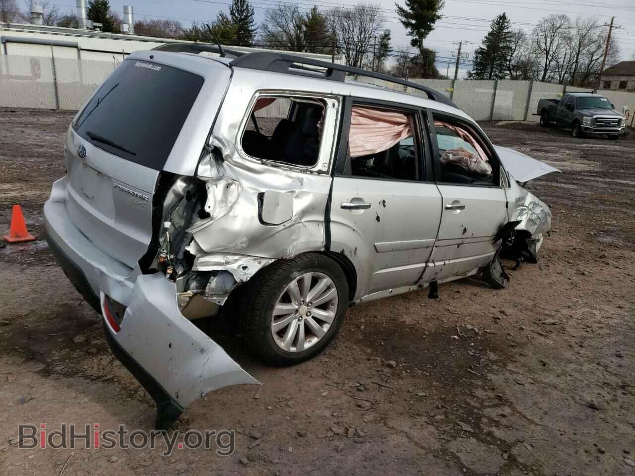 2011 SUBARU FORESTER - VIN: JF2SHAEC2BH752394 - Фото 3