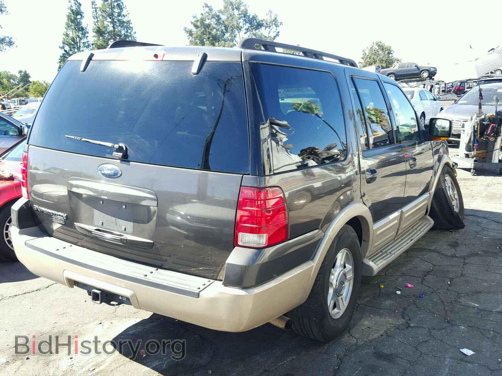 2005 FORD EXPEDITION - VIN: 1FMPU175X5LA13205 - Фото 4