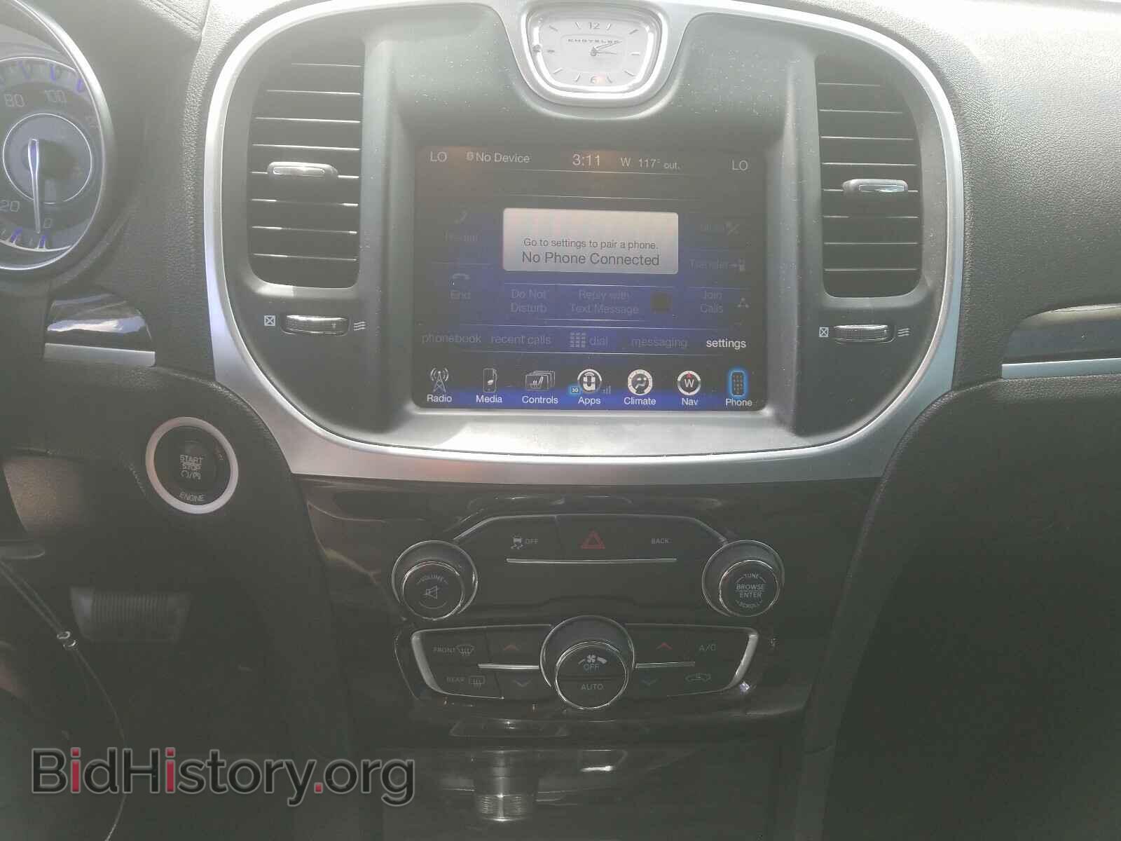 2015 CHRYSLER 300 - VIN: 2C3CCAAG1FH832896 - Фото 9