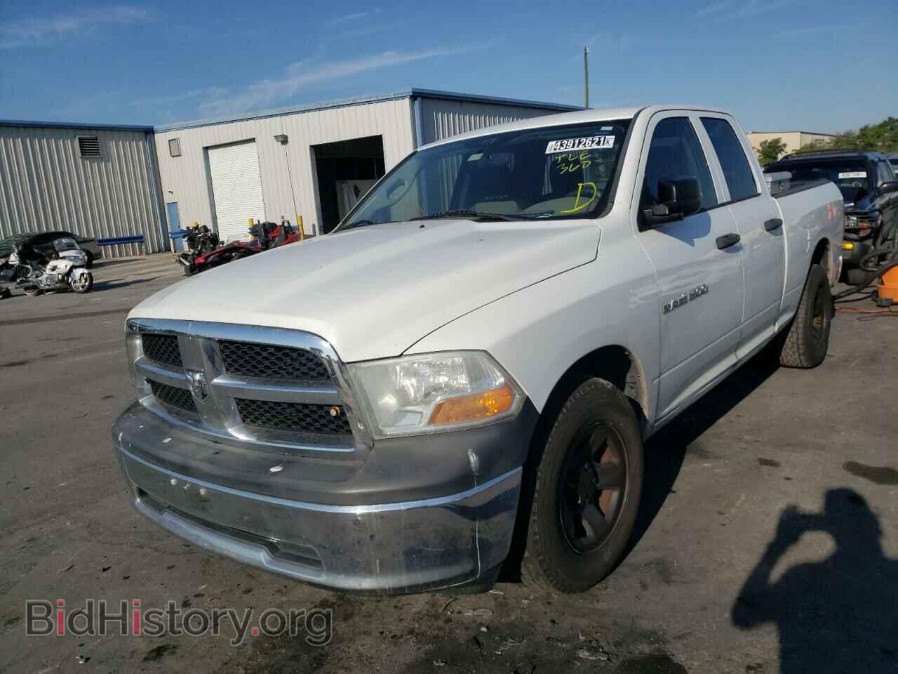 2011 DODGE RAM 1500 - VIN: 1D7RB1GP6BS523658 - Фото 2