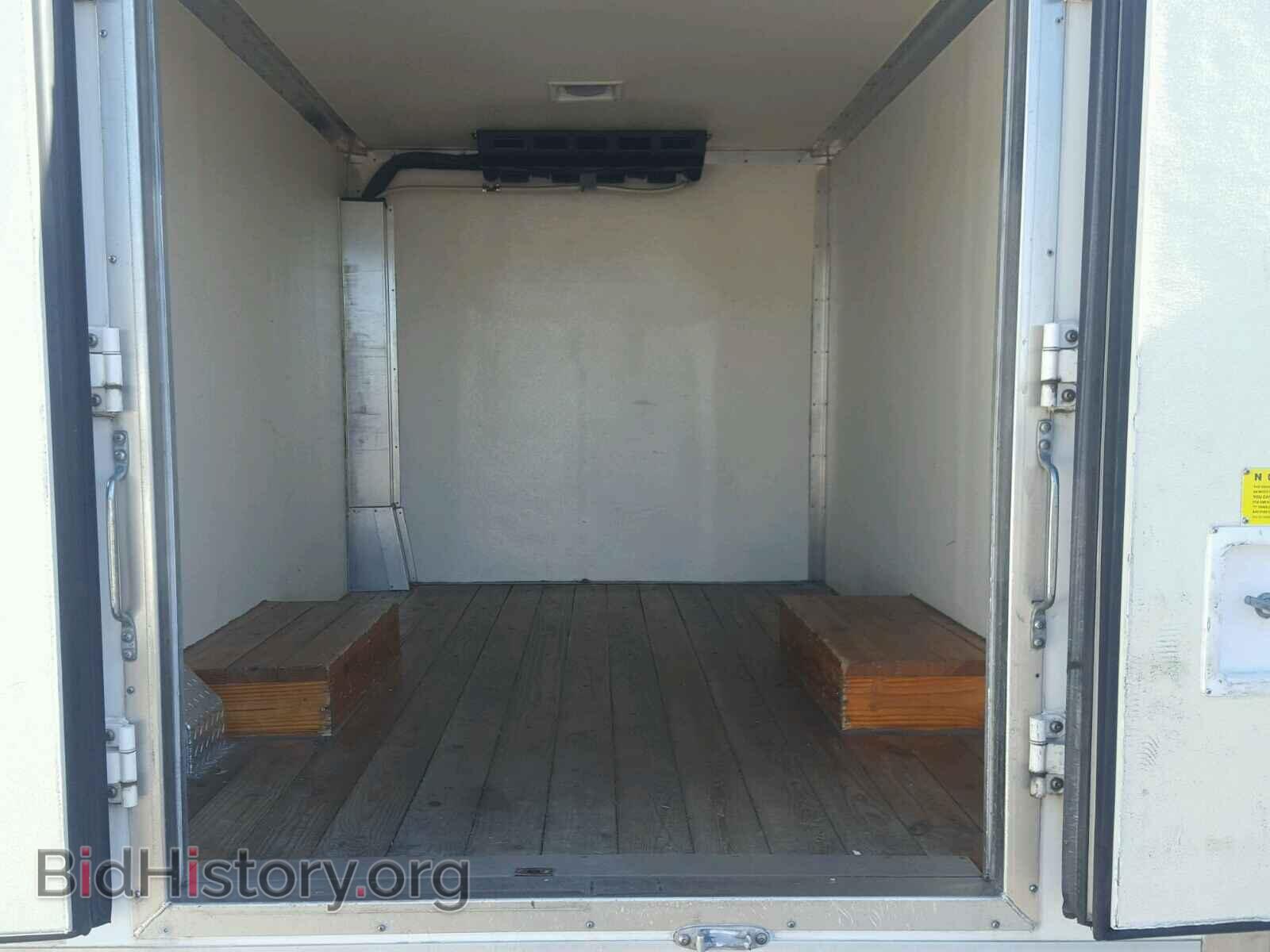 2011 FORD ECONOLINE - VIN: 1FDSE3FL2BDA37068 - Photo 6