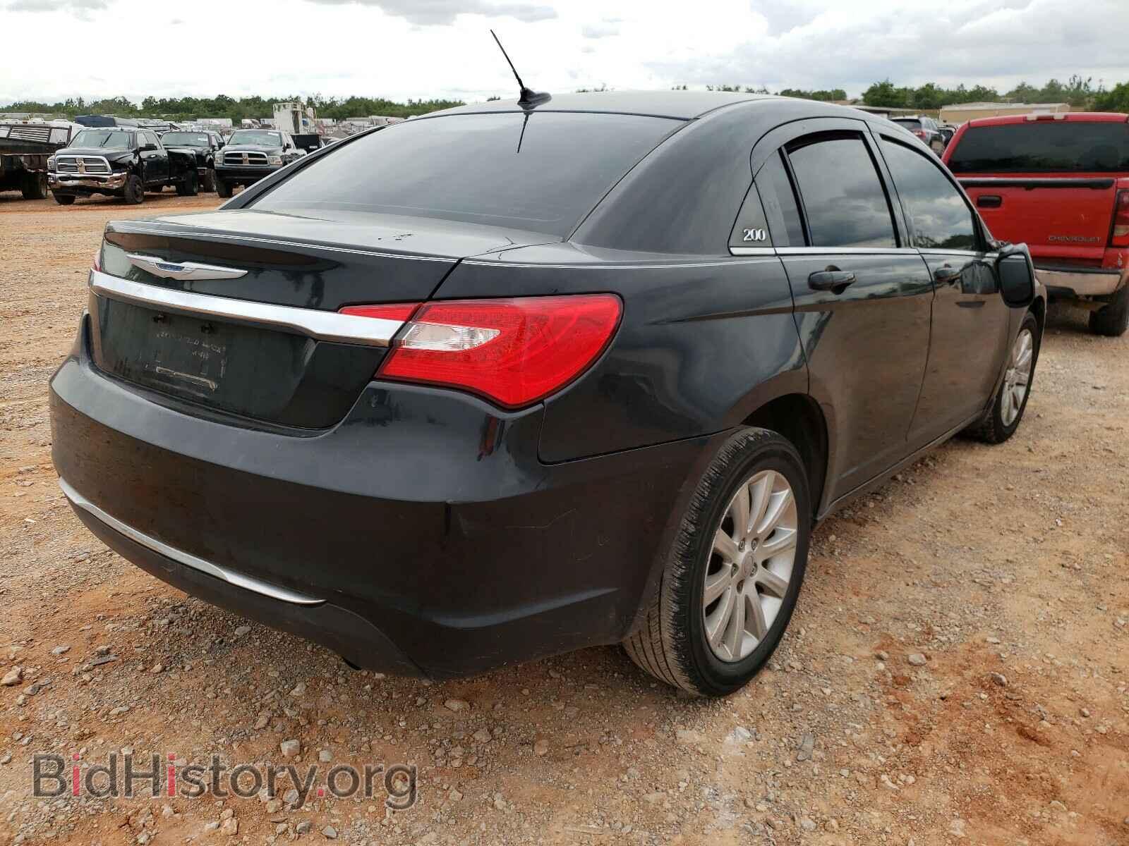 2012 CHRYSLER 200 - VIN: 1C3CCBBB1CN104989 - Фото 4