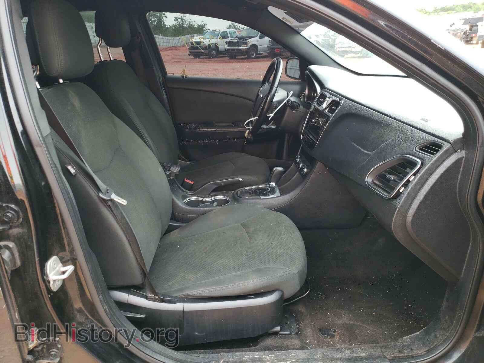 2012 CHRYSLER 200 - VIN: 1C3CCBBB1CN104989 - Фото 5