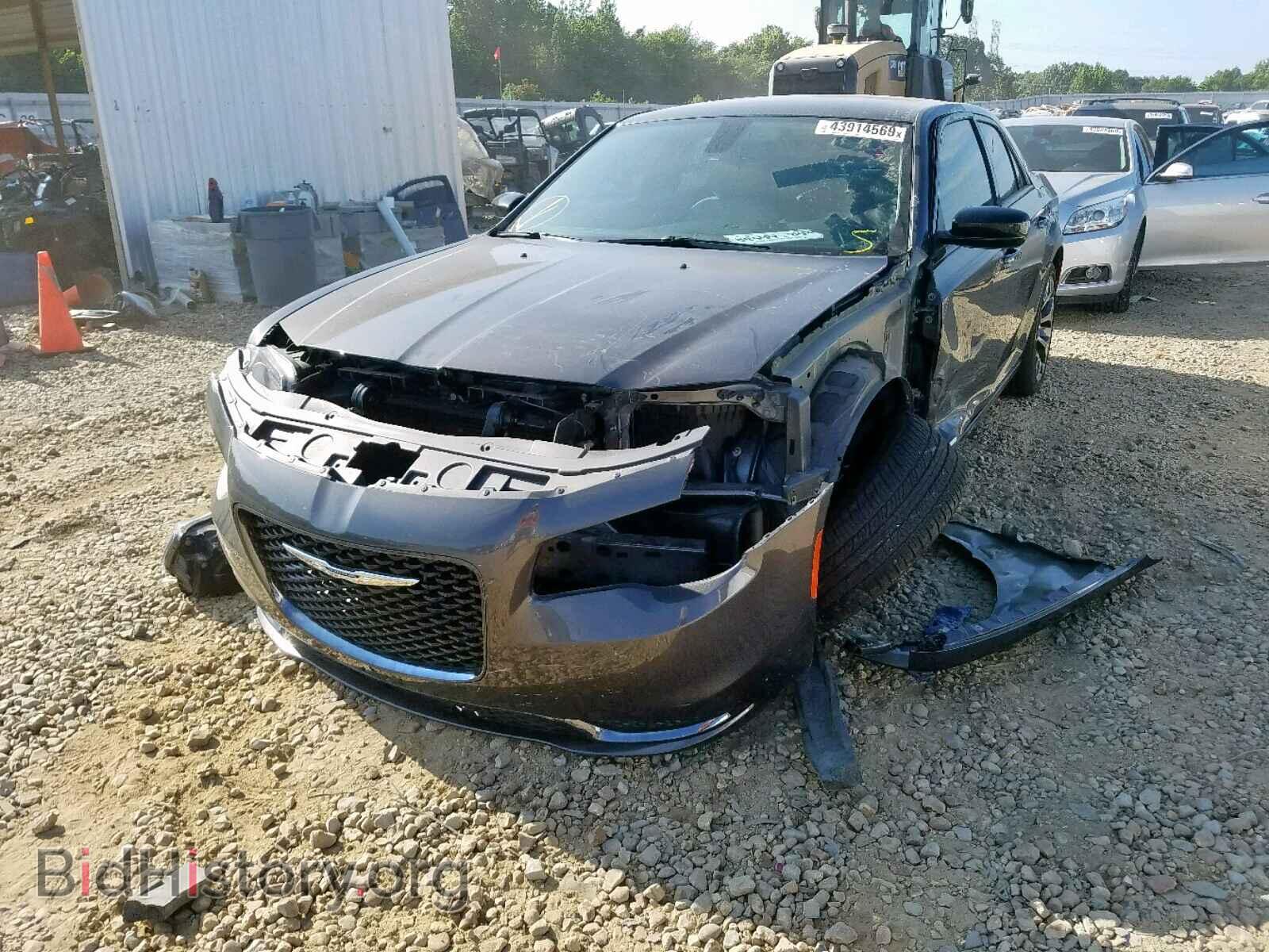 2018 CHRYSLER 300 - VIN: 2C3CCAAG9JH190341 - Фото 2