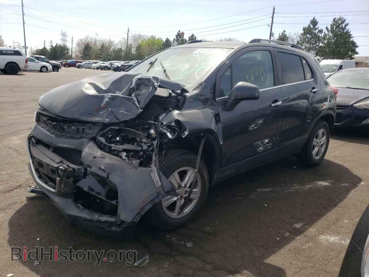 2017 CHEVROLET TRAX - VIN: 3GNCJPSB2HL230257 - Фото 2