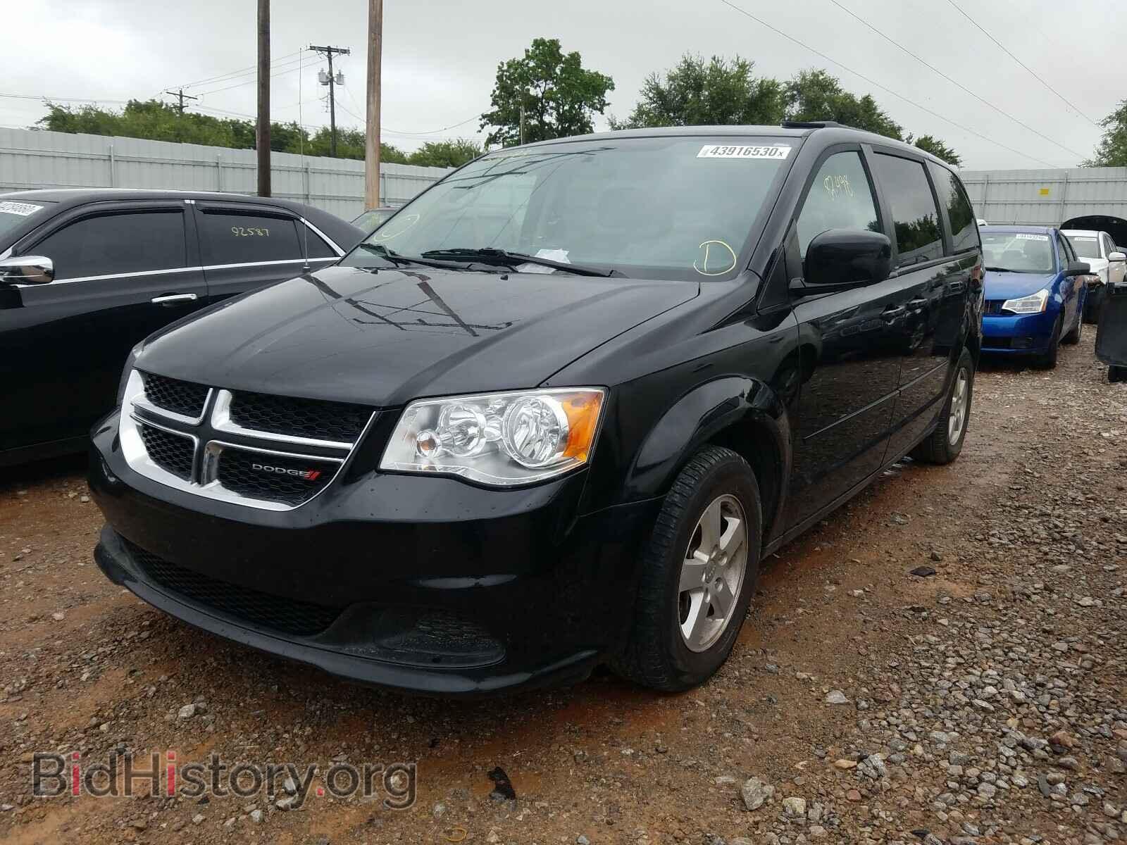 2013 DODGE CARAVAN - VIN: 2C4RDGCG8DR551673 - Фото 2