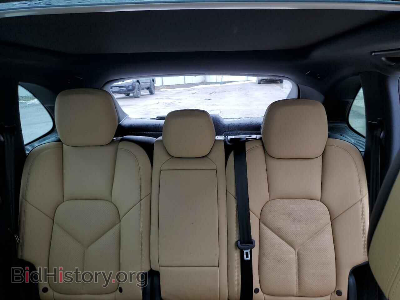 2018 PORSCHE CAYENNE - VIN: WP1AA2A26JKA07083 - Фото 10
