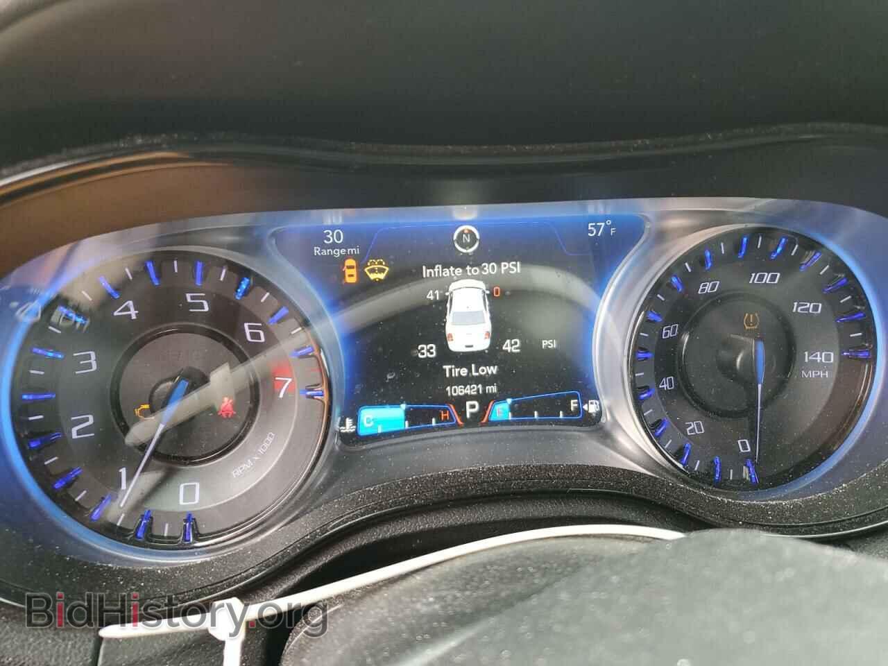 2018 CHRYSLER 300 - VIN: 2C3CCAGG7JH267831 - Photo 9
