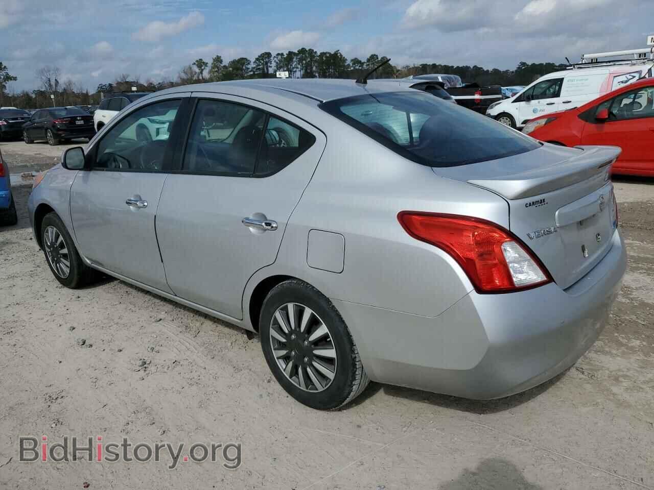 2014 NISSAN VERSA - VIN: 3N1CN7AP2EL811542 - Фото 2