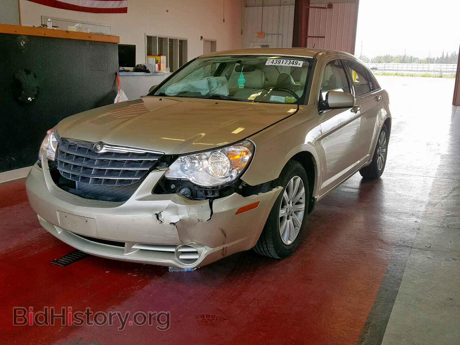 2010 CHRYSLER SEBRING - VIN: 1C3CC5FB9AN158761 - Фото 2