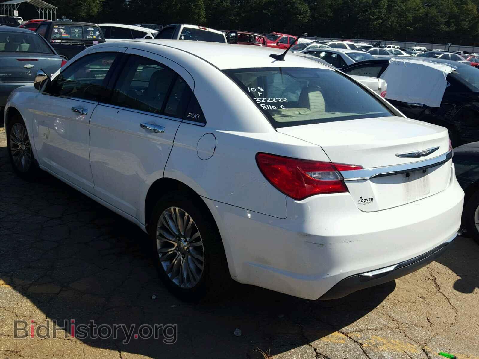 2011 CHRYSLER 200 - VIN: 1C3BC2FB2BN570578 - Фото 3