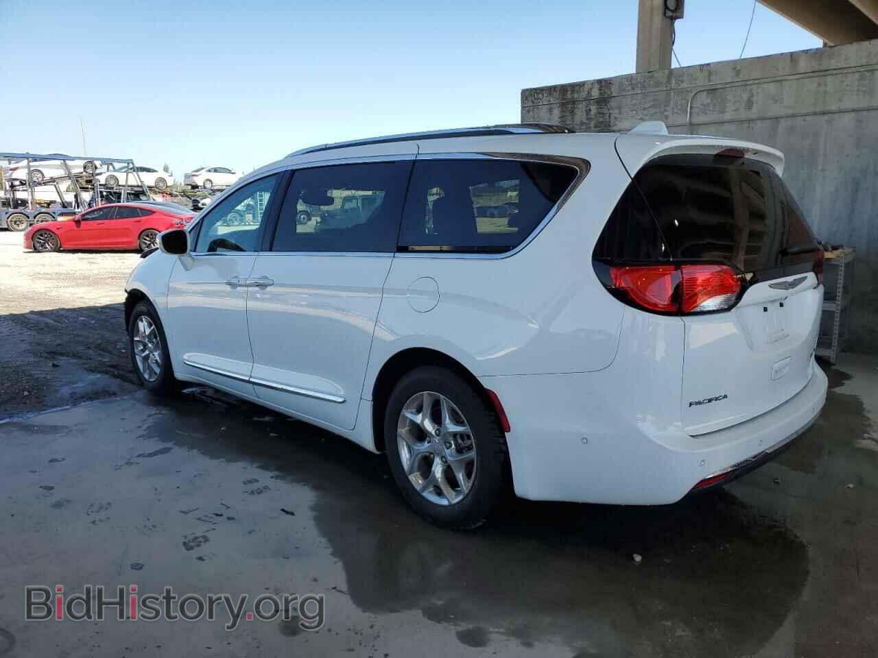 2017 CHRYSLER PACIFICA - VIN: 2C4RC1GG2HR706105 - Photo 2