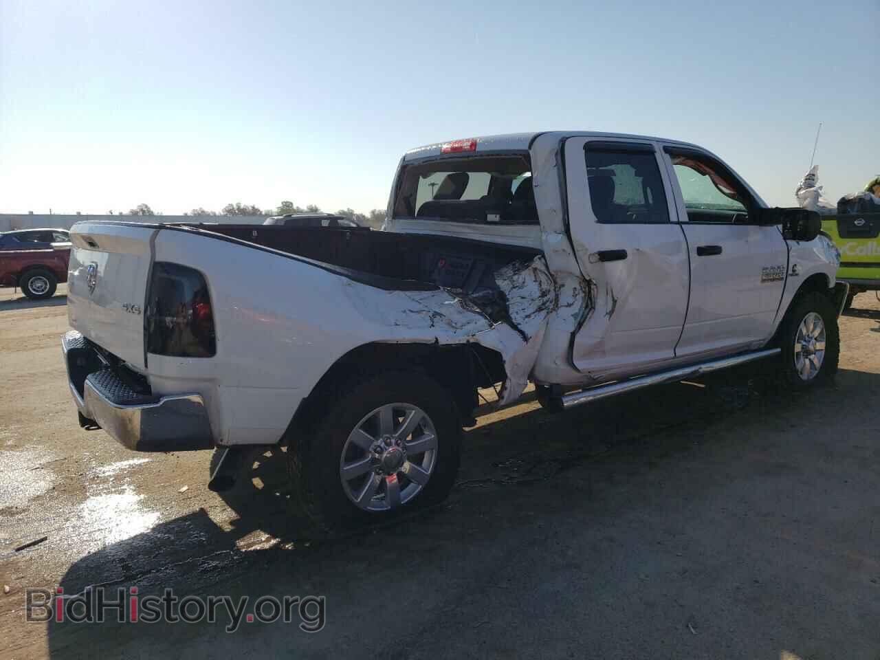 2013 RAM All Models - VIN: 3C6UR5CL8DG551327 - Фото 3