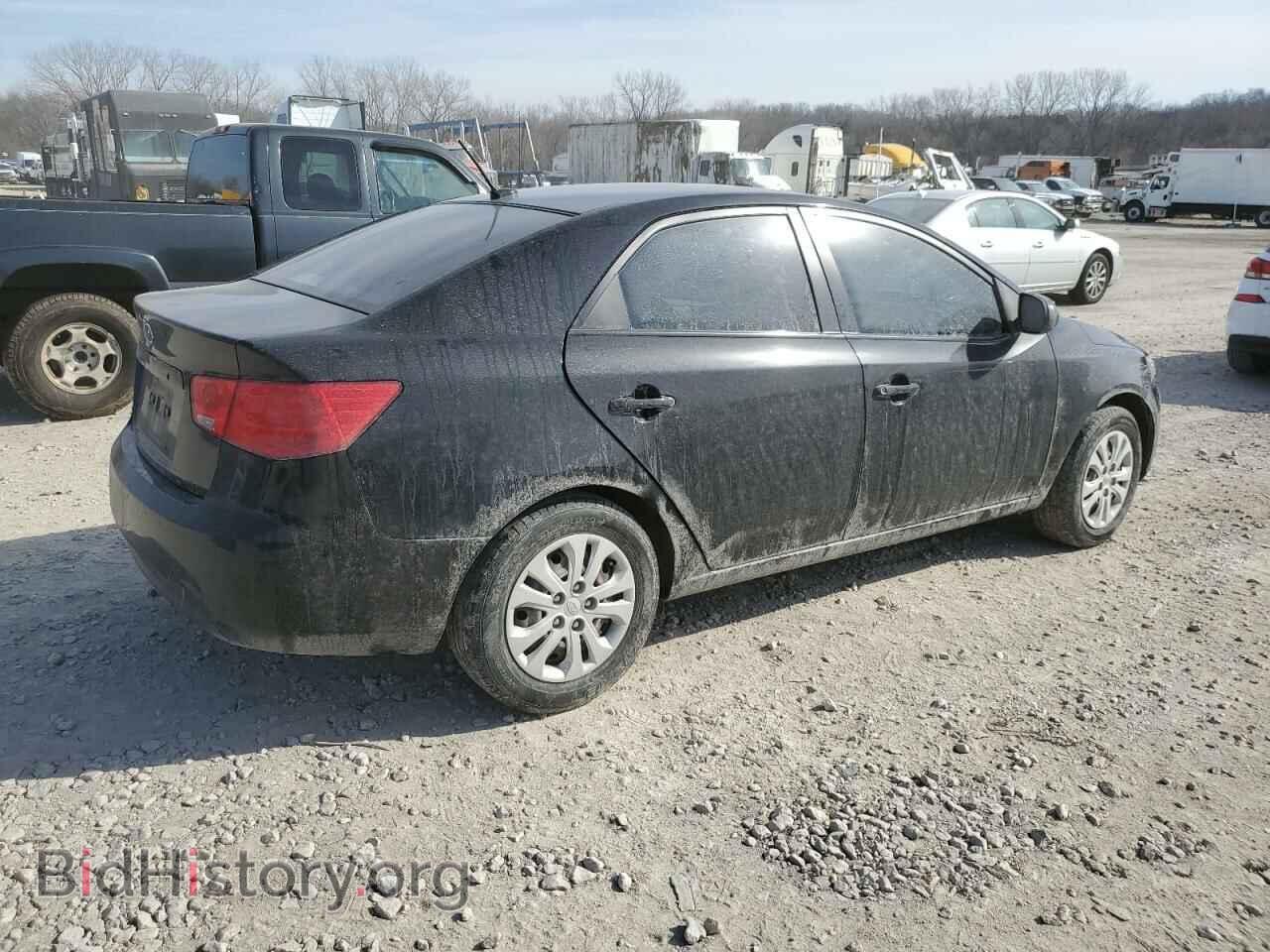 2011 KIA FORTE - VIN: KNAFT4A29B5377325 - Фото 3