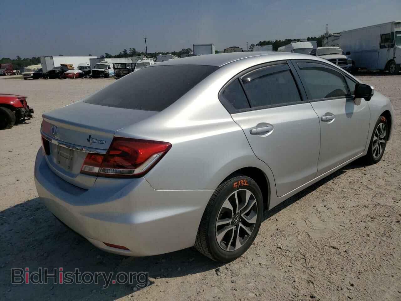 2015 HONDA CIVIC - VIN: 19XFB2F81FE085704 - Фото 3