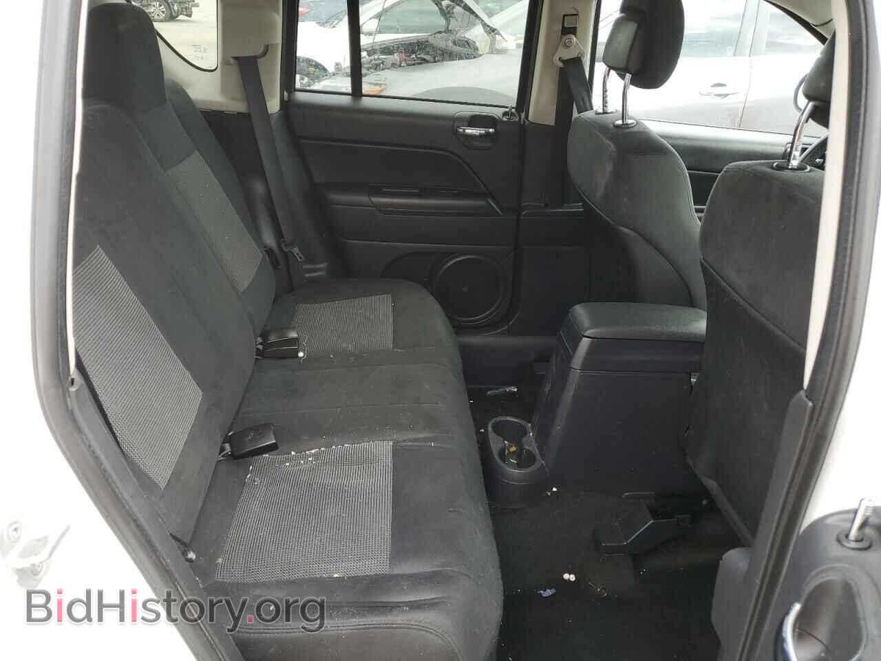 2012 JEEP COMPASS - VIN: 1C4NJDEB4CD692149 - Photo 10