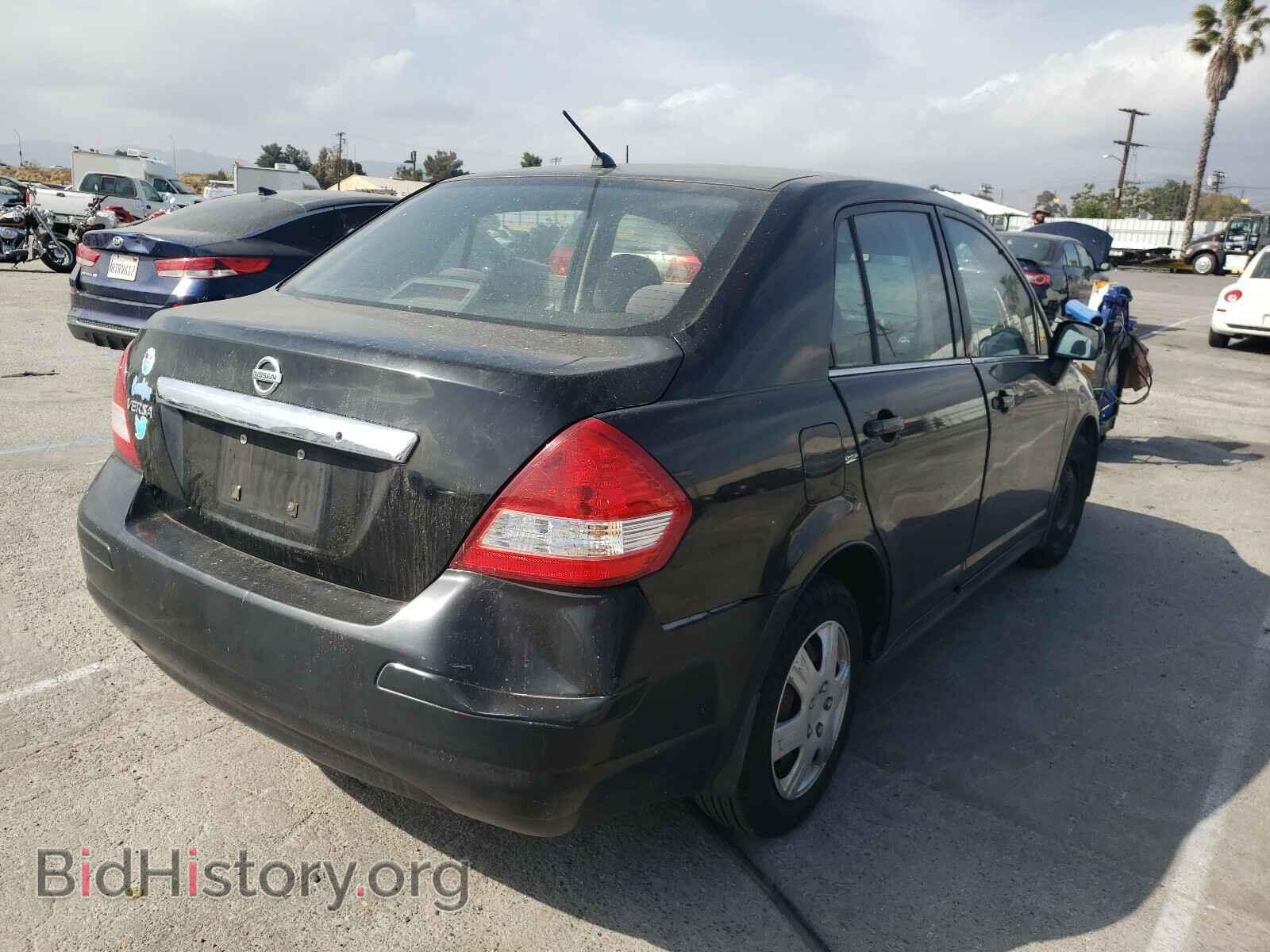 2008 NISSAN VERSA - VIN: 3N1BC11E68L452665 - Фото 4