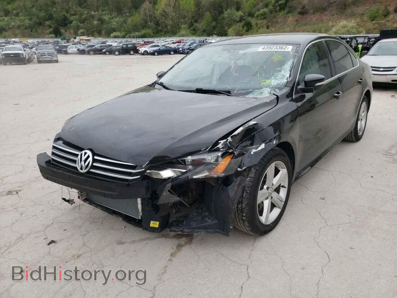 2013 VOLKSWAGEN PASSAT - VIN: 1VWBH7A32DC127305 - Фото 2