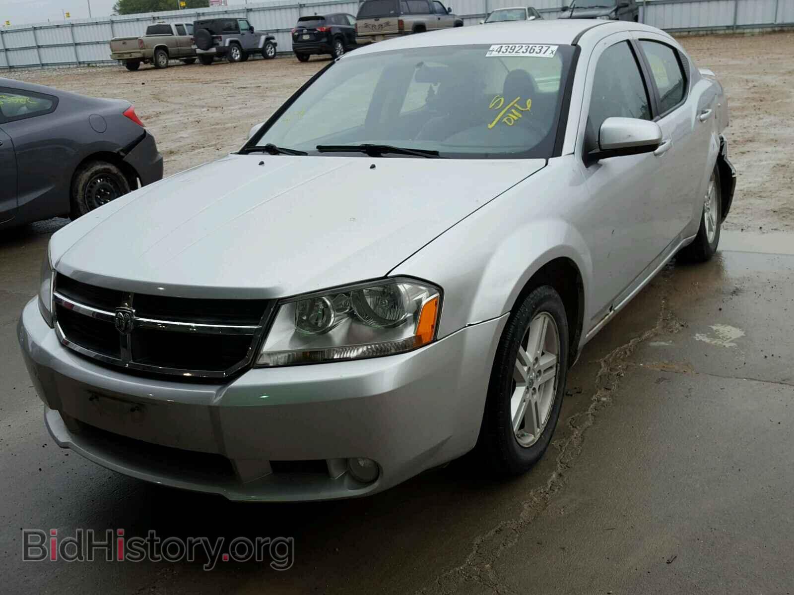 2010 DODGE AVENGER - VIN: 1B3CC5FB8AN110116 - Фото 2