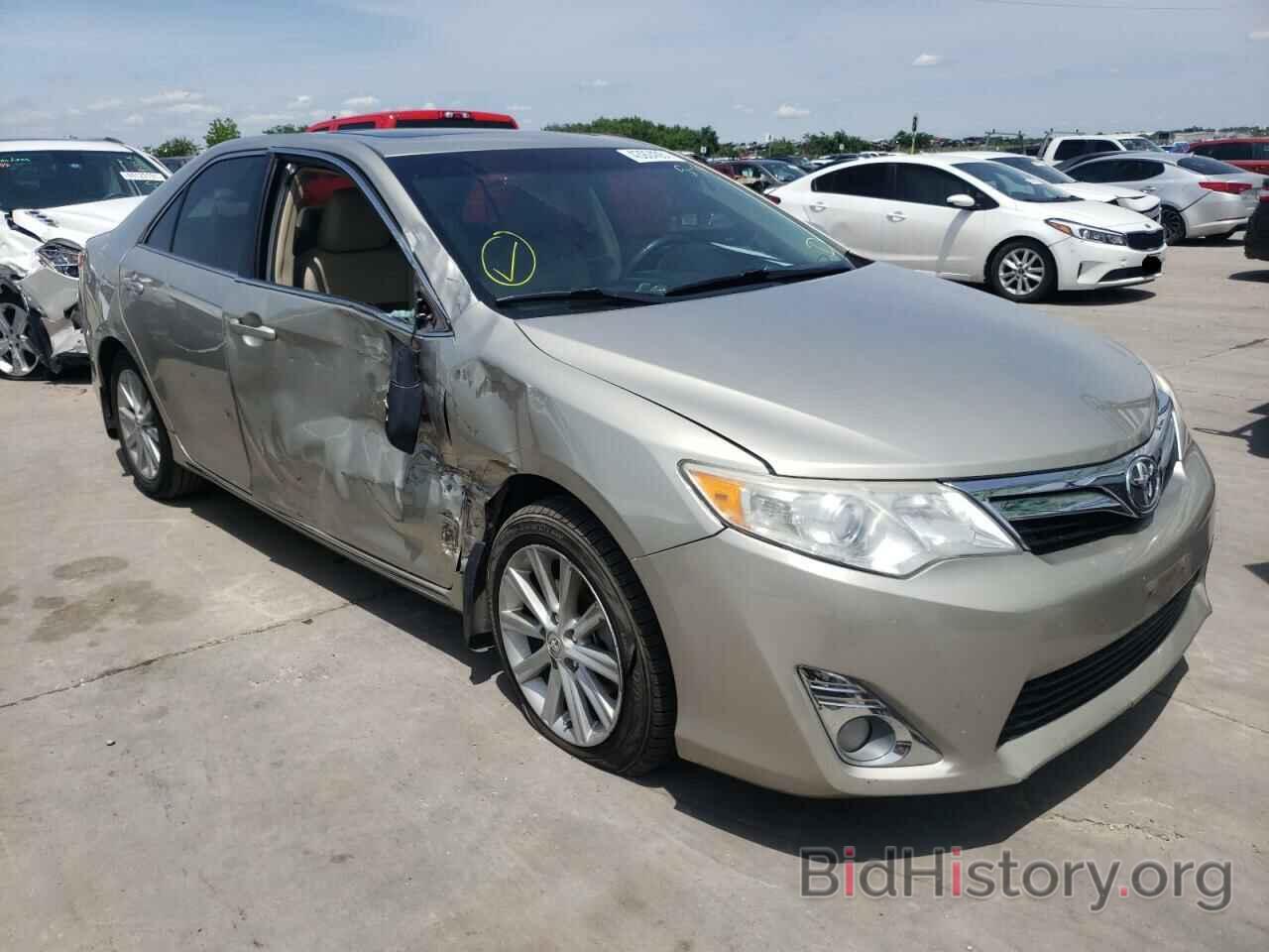 Photo 4T4BF1FKXER345057 - TOYOTA CAMRY 2014